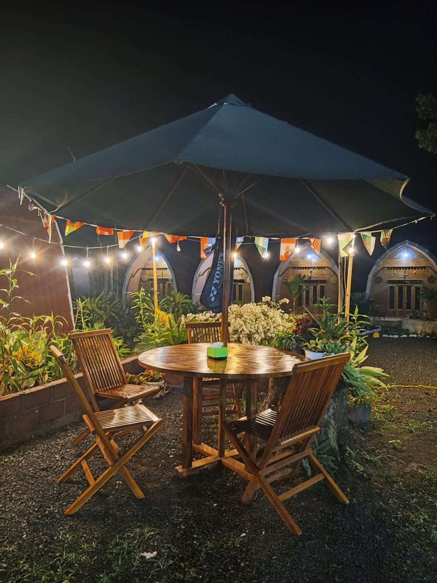 Indah Damai Cottages Sidomukti Esterno foto